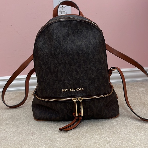 Michael Kors Rhea Medium Logo Backpack - Picture 3 of 16